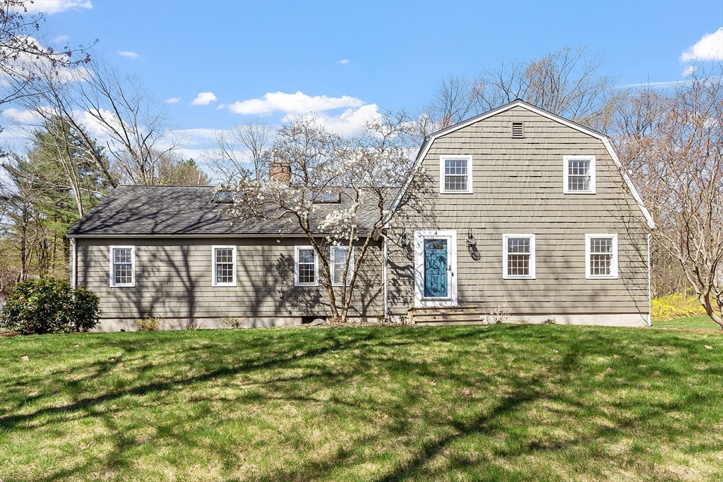 4 Court Road Westford, MA 01886 - Photo 1 of 42 Gallery Image 1
