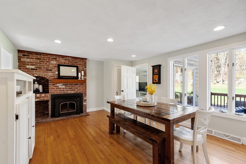 4 Court Road Westford, MA 01886 - Photo 10 of 42 Gallery Image 10
