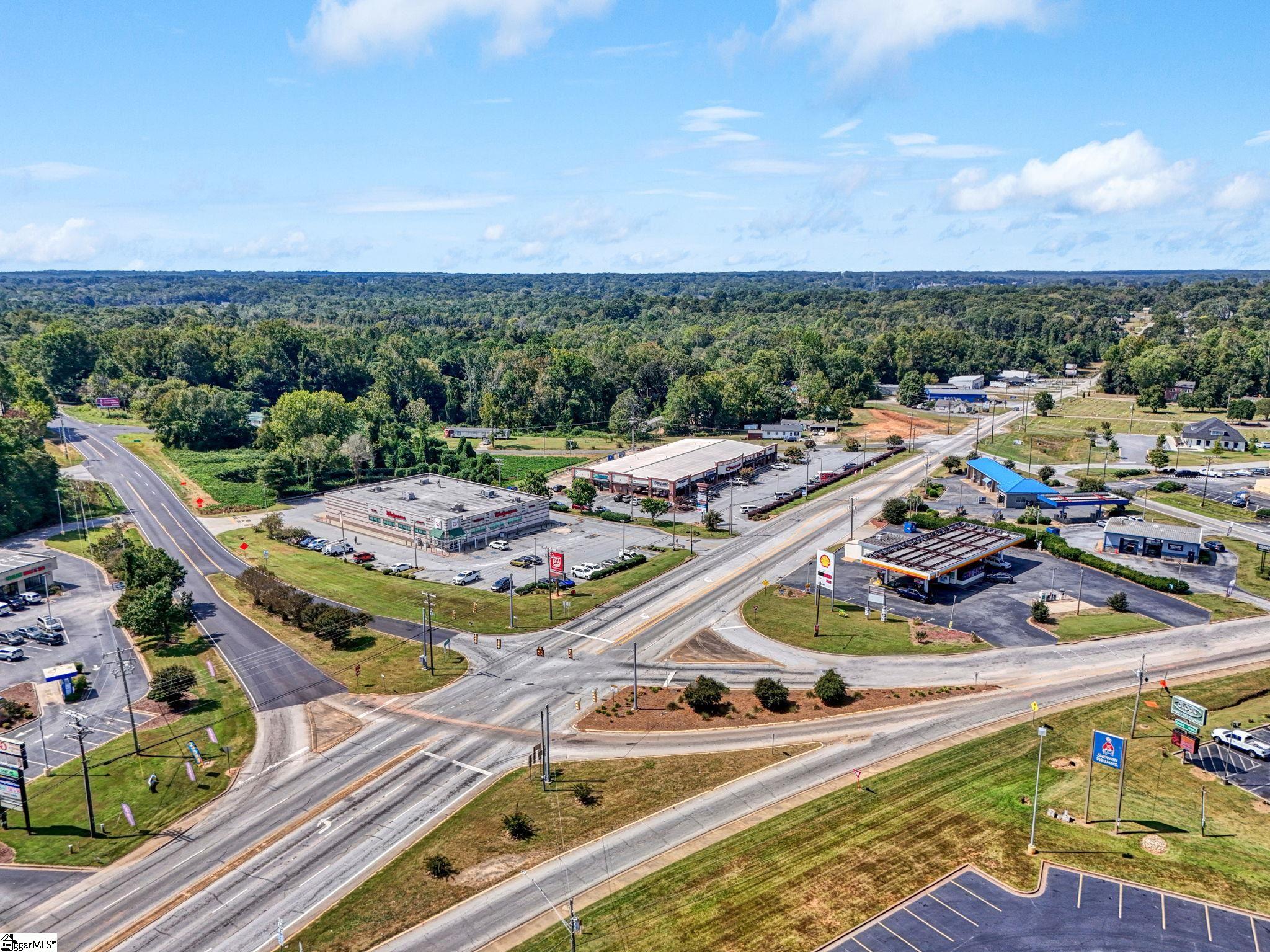 790 East Main Street Laurens, SC 29360 - Photo 14 of 27