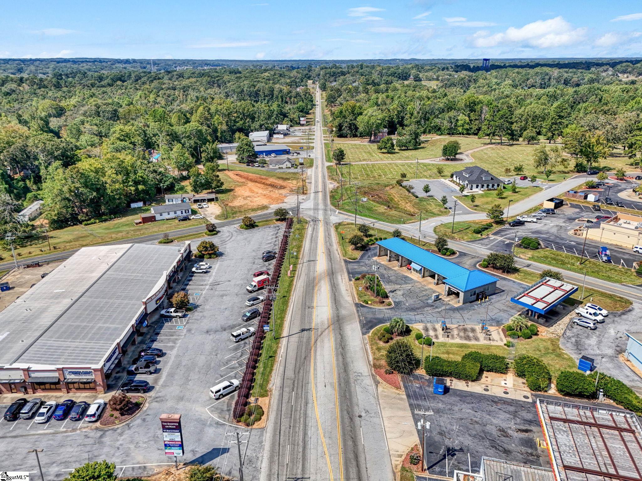 790 East Main Street Laurens, SC 29360 - Photo 15 of 27