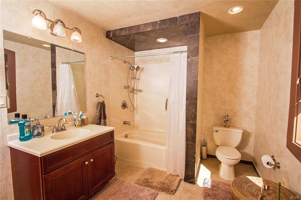 63 North Ridge Avenue Ambler, PA 19002 - Photo 9 of 14 Gallery Image 9