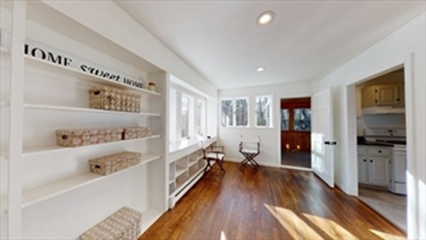 35 Staples Shore Road Lakeville, MA 02347 - Photo 4 of 37 Gallery Image 4
