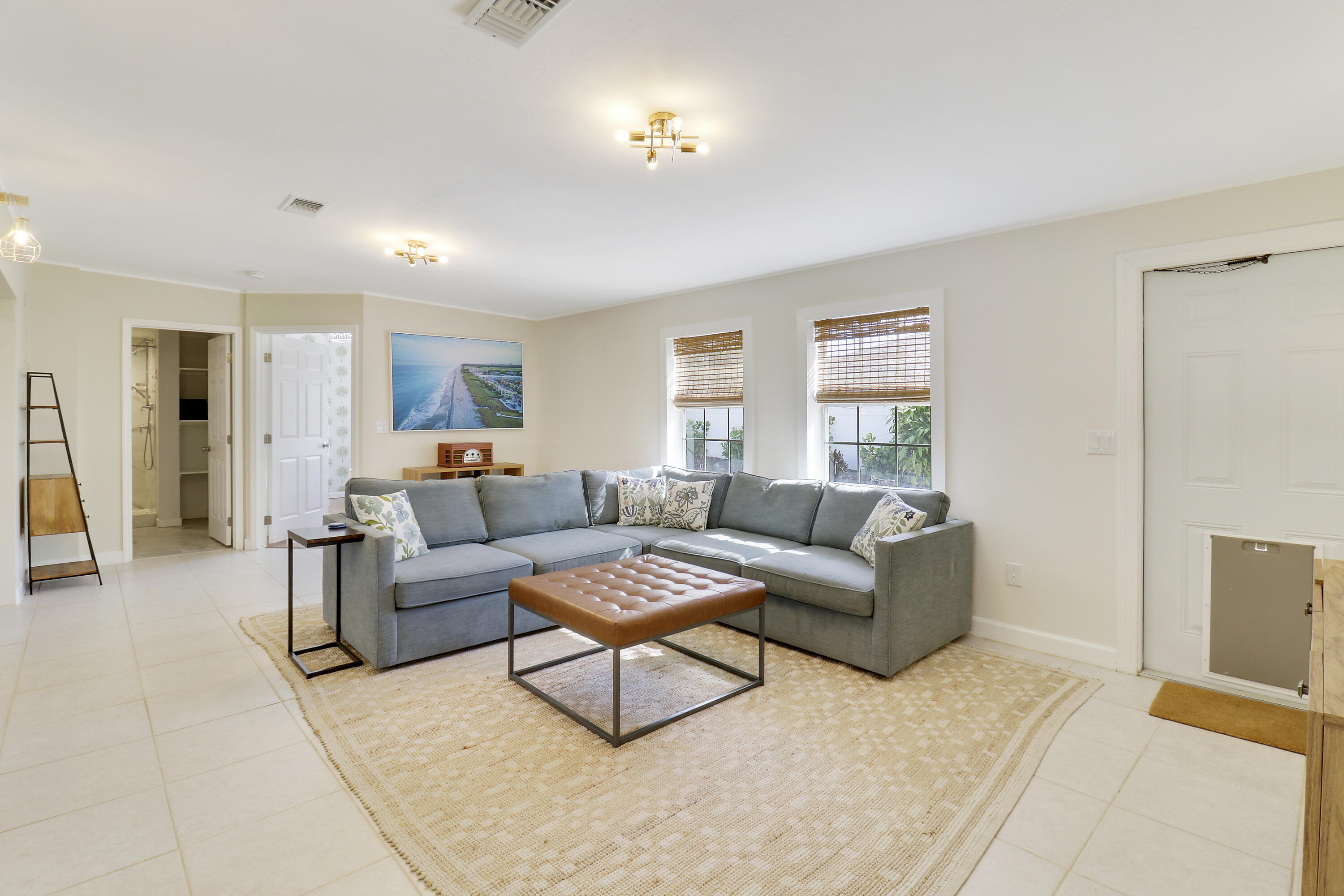 520 Inlet Road North Palm Beach, FL 33408 - Photo 22 of 51 a living room with furniture and a window