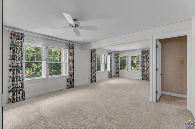 $365,000 | 2 Southwest Westboro Place, Topeka, KS 66604