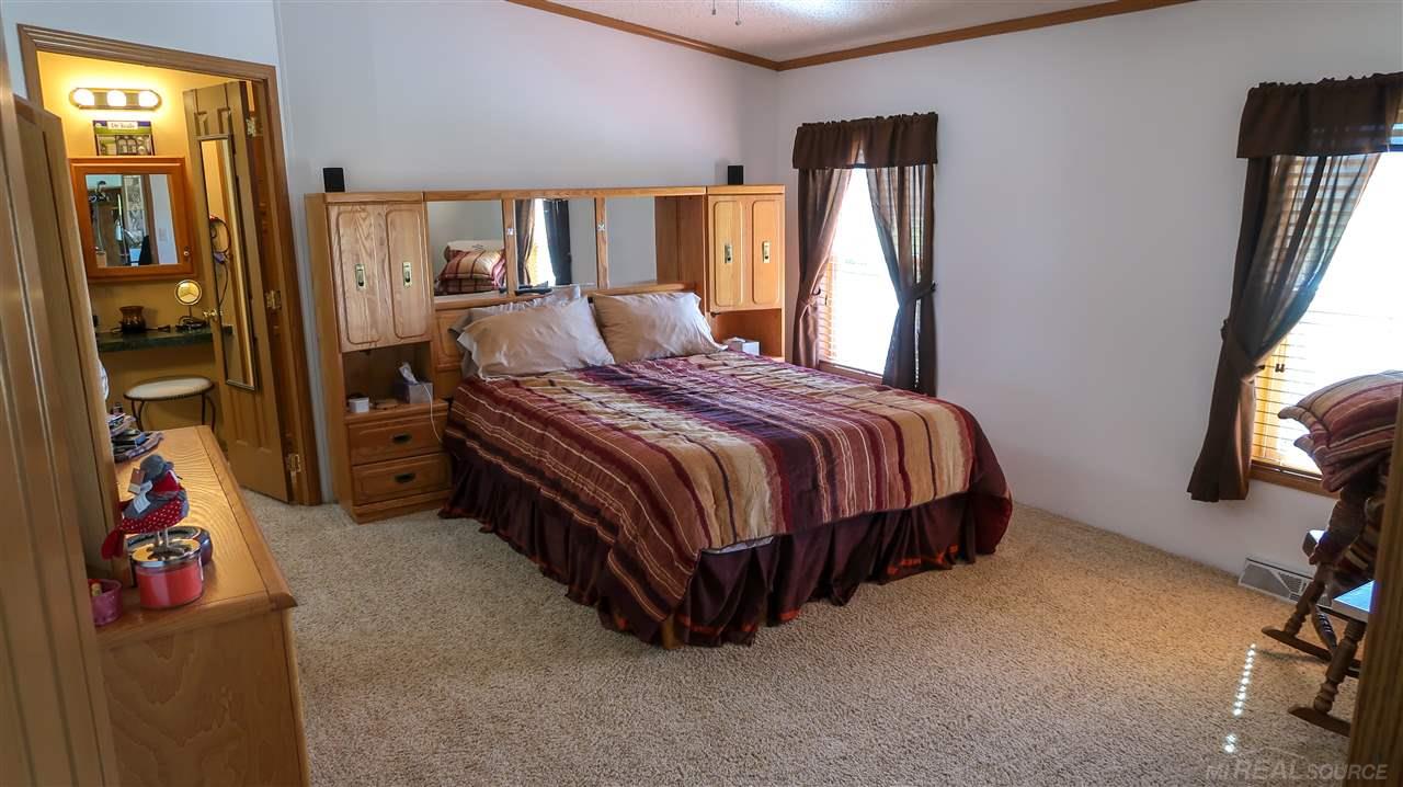 7152 Vincent Road Jeddo, MI 48032 - Photo 14 of 26
