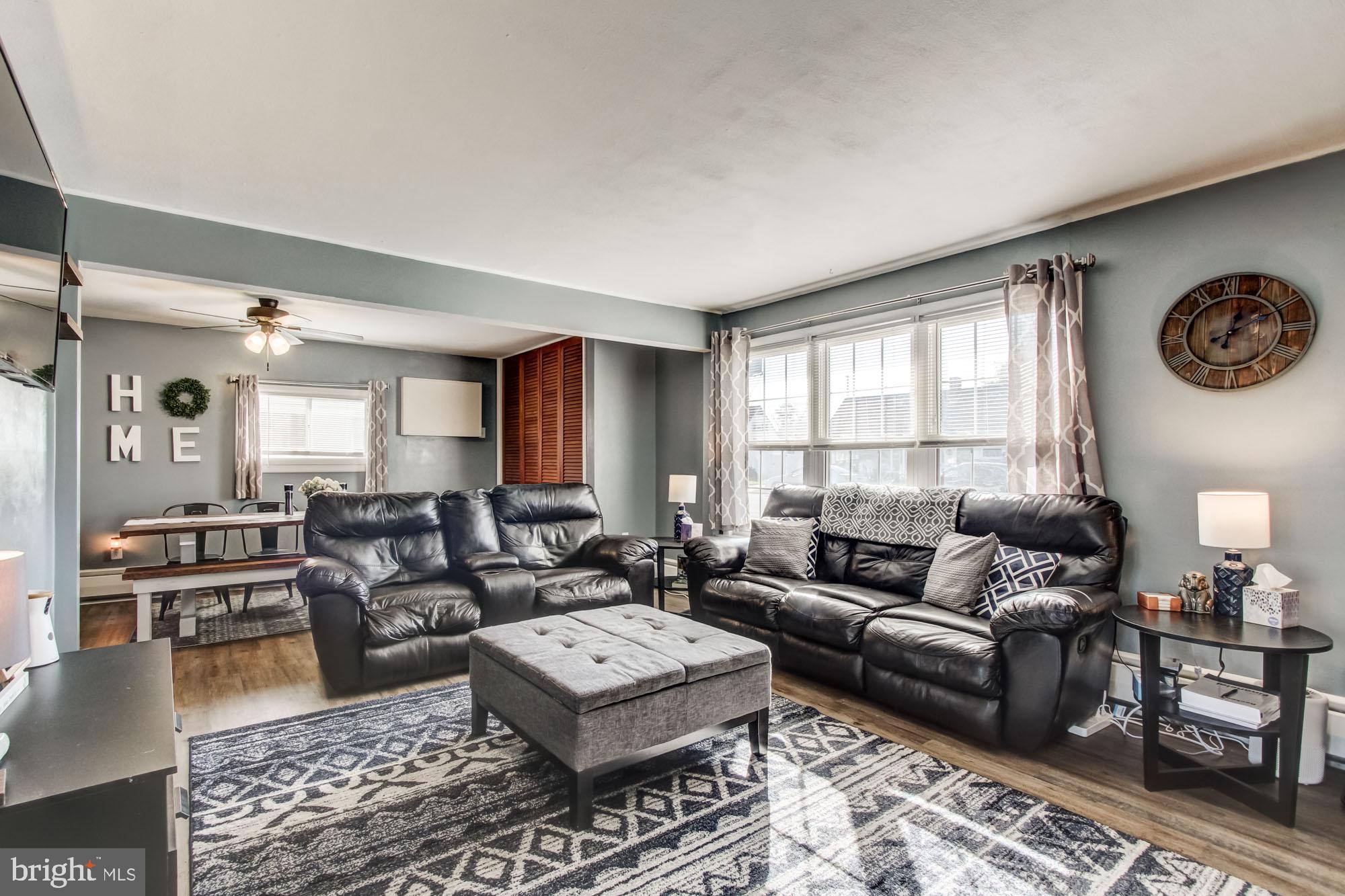 1513 Continental Road York, PA 17404 - Photo 3 of 29 Gallery Image 3