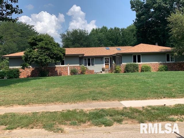 59 Frontier Lake Drive Springfield, IL 62707 - Photo 1 of 15