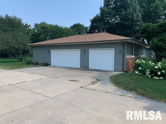 59 Frontier Lake Drive Springfield, IL 62707 - Photo 5 of 15