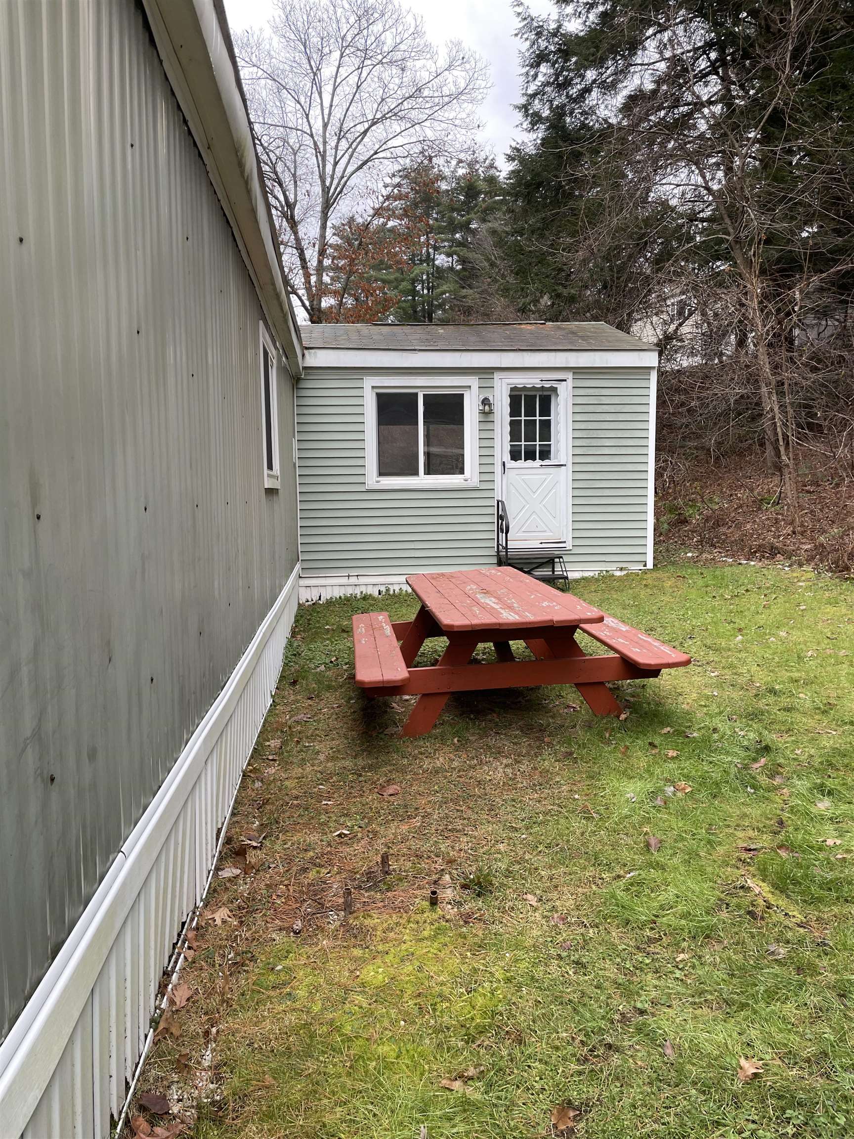 5 Matthew Road Hooksett, NH 03106 - Photo 5 of 15