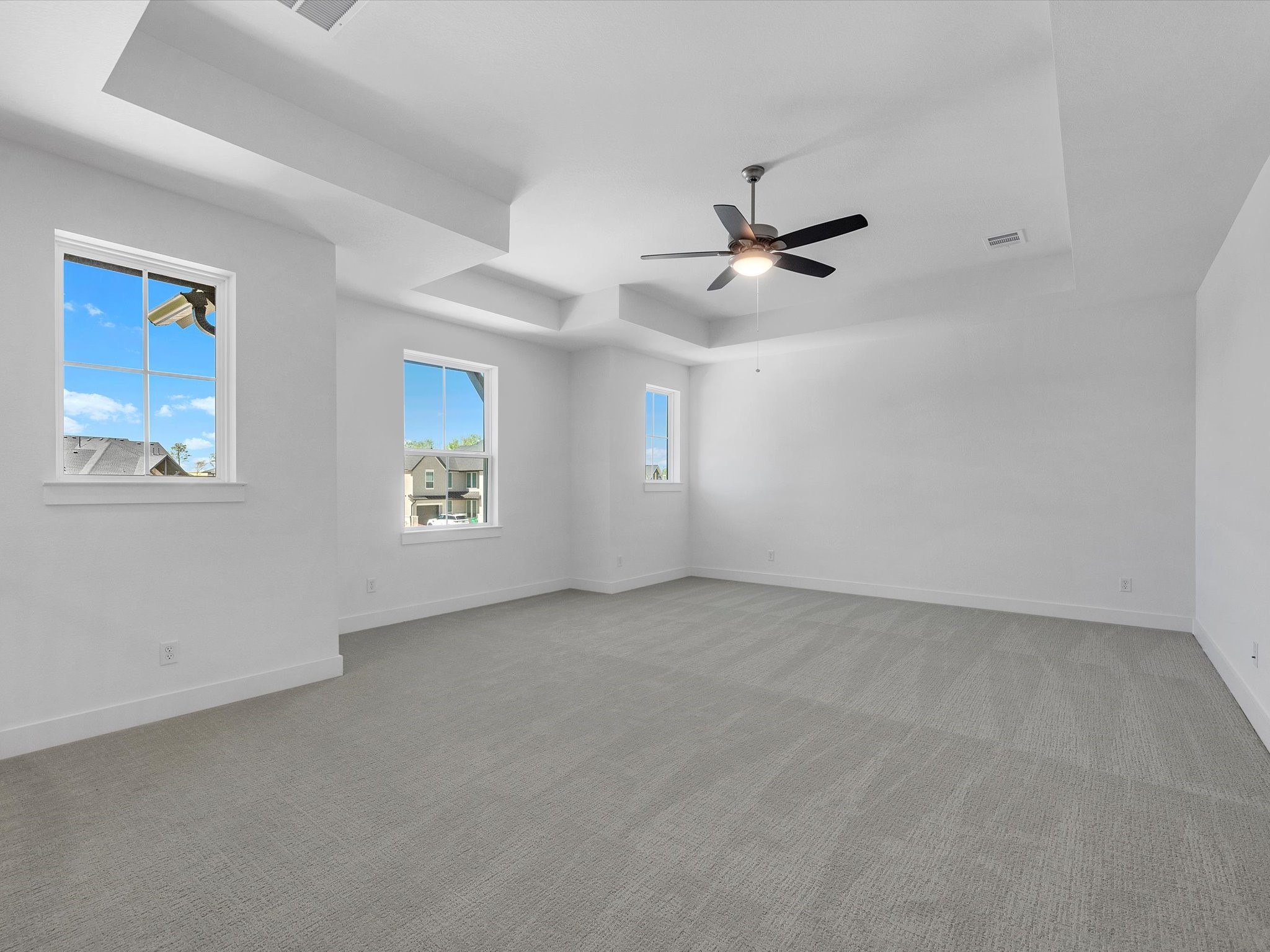 28117 Fox Bnd Drive Spring, TX 77386 - Photo 16 of 26 an empty room with fan and windows