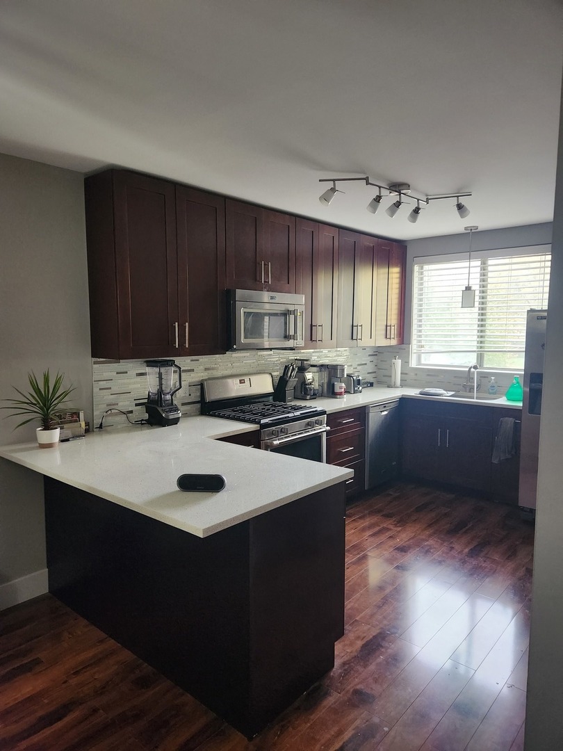 280 North Westgate Road, Unit 317 Mount Prospect, IL 60056 - Photo 19 of 29 Gallery Image 19