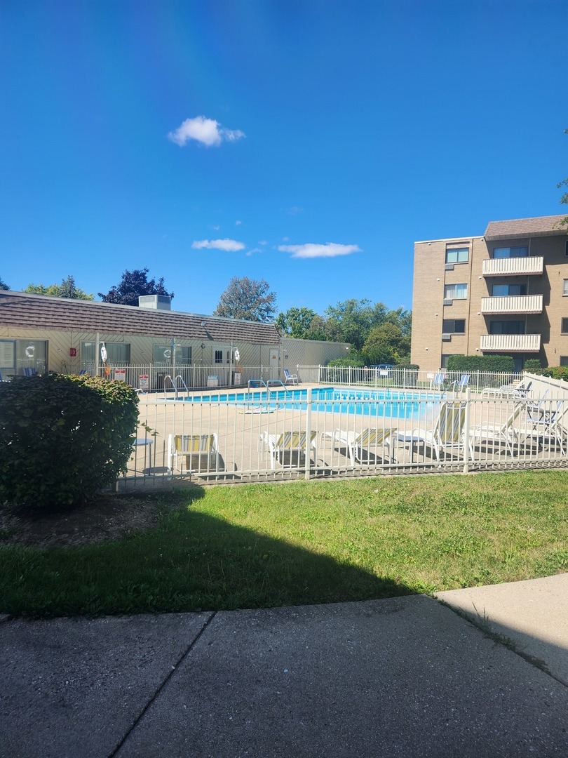 280 North Westgate Road, Unit 317 Mount Prospect, IL 60056 - Photo 27 of 29 Gallery Image 27