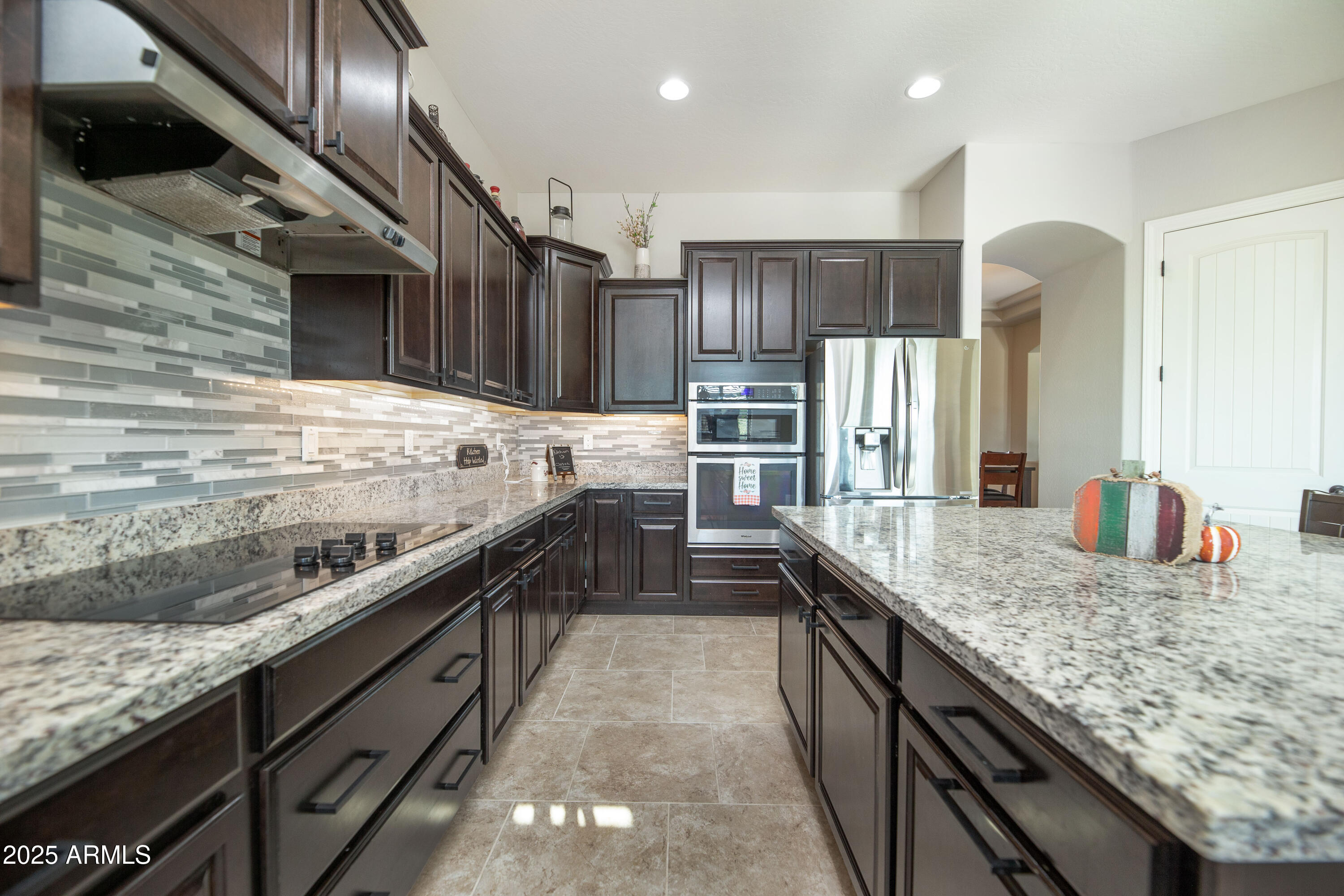 1532 North Roadrunner Road Apache Junction, AZ 85119 - Photo 15 of 52