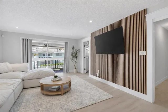 $249,900 | 322 North Federal Highway, Unit 240, Deerfield Beach, FL 33441