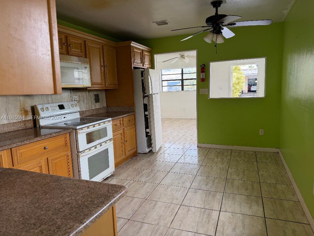 2001 Southwest 100th Avenue Miramar, FL 33025 - Photo 2 of 8