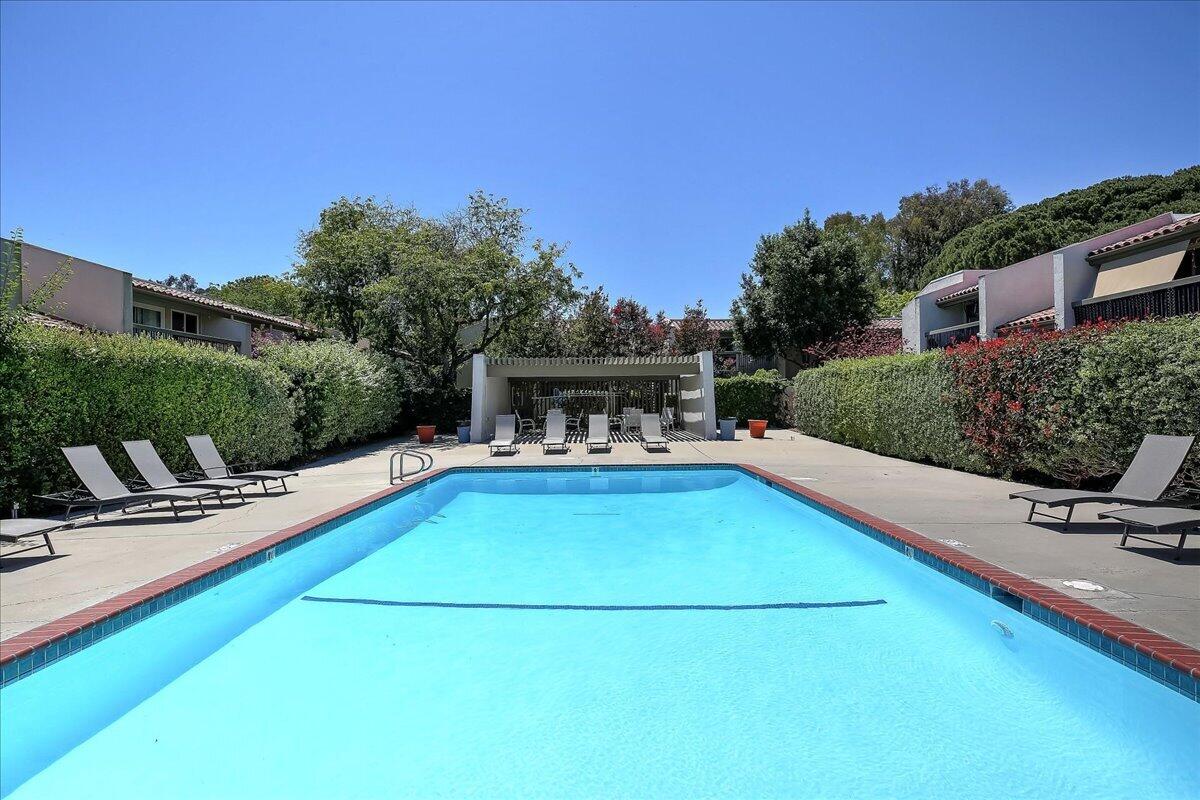 47 Dearborn Place, Unit 26 Goleta, CA 93117 - Photo 14 of 17 Pool