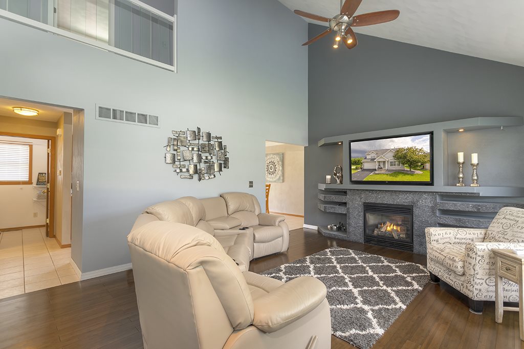 4089 Linden Road Rockford, IL 61109 - Photo 4 of 27 Gallery Image 4