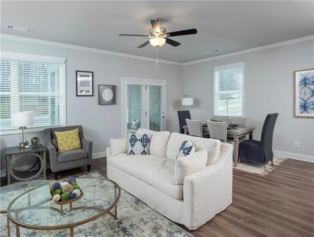 $381,200 | 5407 Maple Grv Lane, Flowery Branch, GA 30542