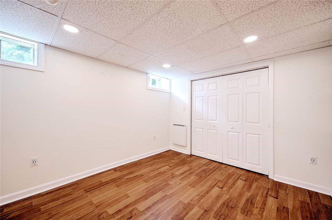 135 Rounds Avenue Providence, RI 02907 - Photo 19 of 29