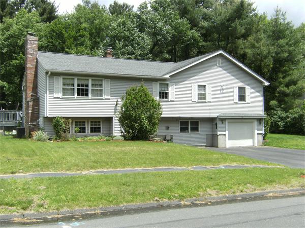 60 Old Farm Road Westfield, MA 01085 - Photo 1 of 27 Gallery Image 1