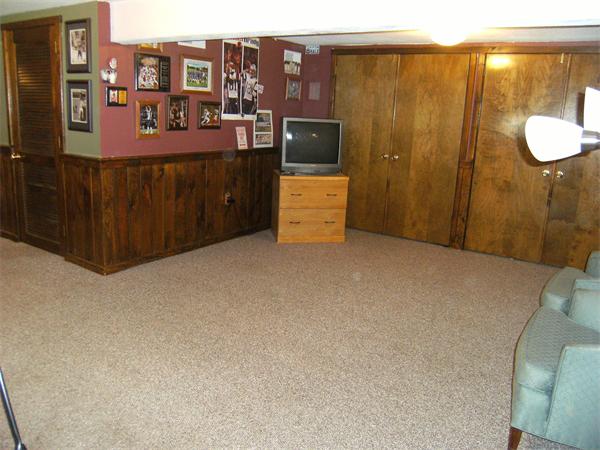 60 Old Farm Road Westfield, MA 01085 - Photo 19 of 27 Gallery Image 19