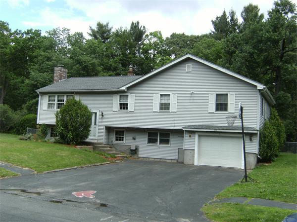 60 Old Farm Road Westfield, MA 01085 - Photo 2 of 27 Gallery Image 2
