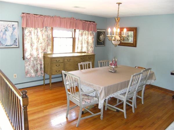 60 Old Farm Road Westfield, MA 01085 - Photo 5 of 27 Gallery Image 5