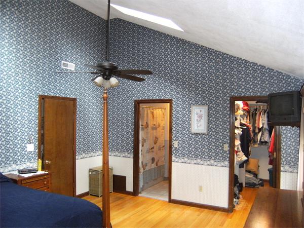 60 Old Farm Road Westfield, MA 01085 - Photo 8 of 27 Gallery Image 8