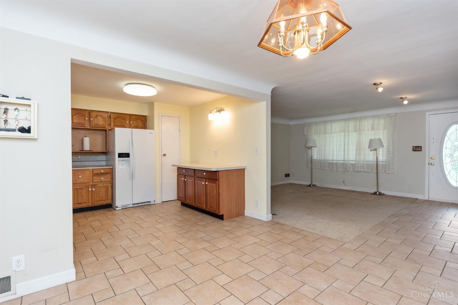 4644 Aston Road Cincinnati, OH 45244 - Photo 15 of 33