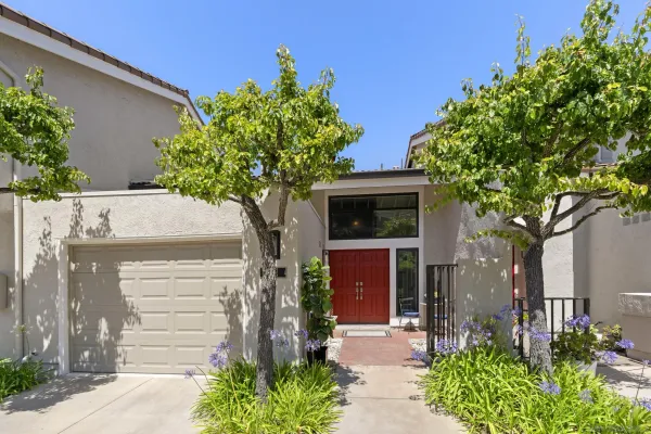 $1,395,000 | 6567 Caminito Catalan, La Jolla, CA 92037
