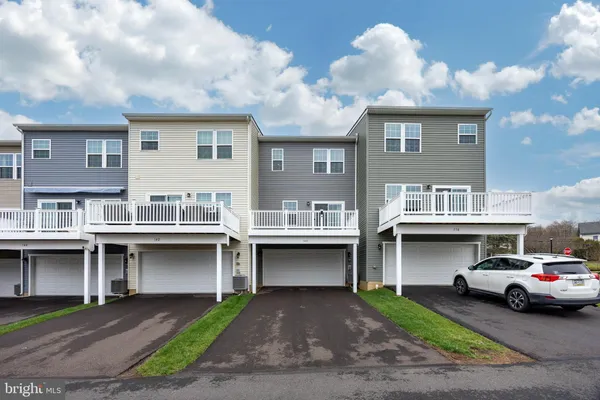 $499,900 | 140 Bishop Way, Dublin, PA 18917