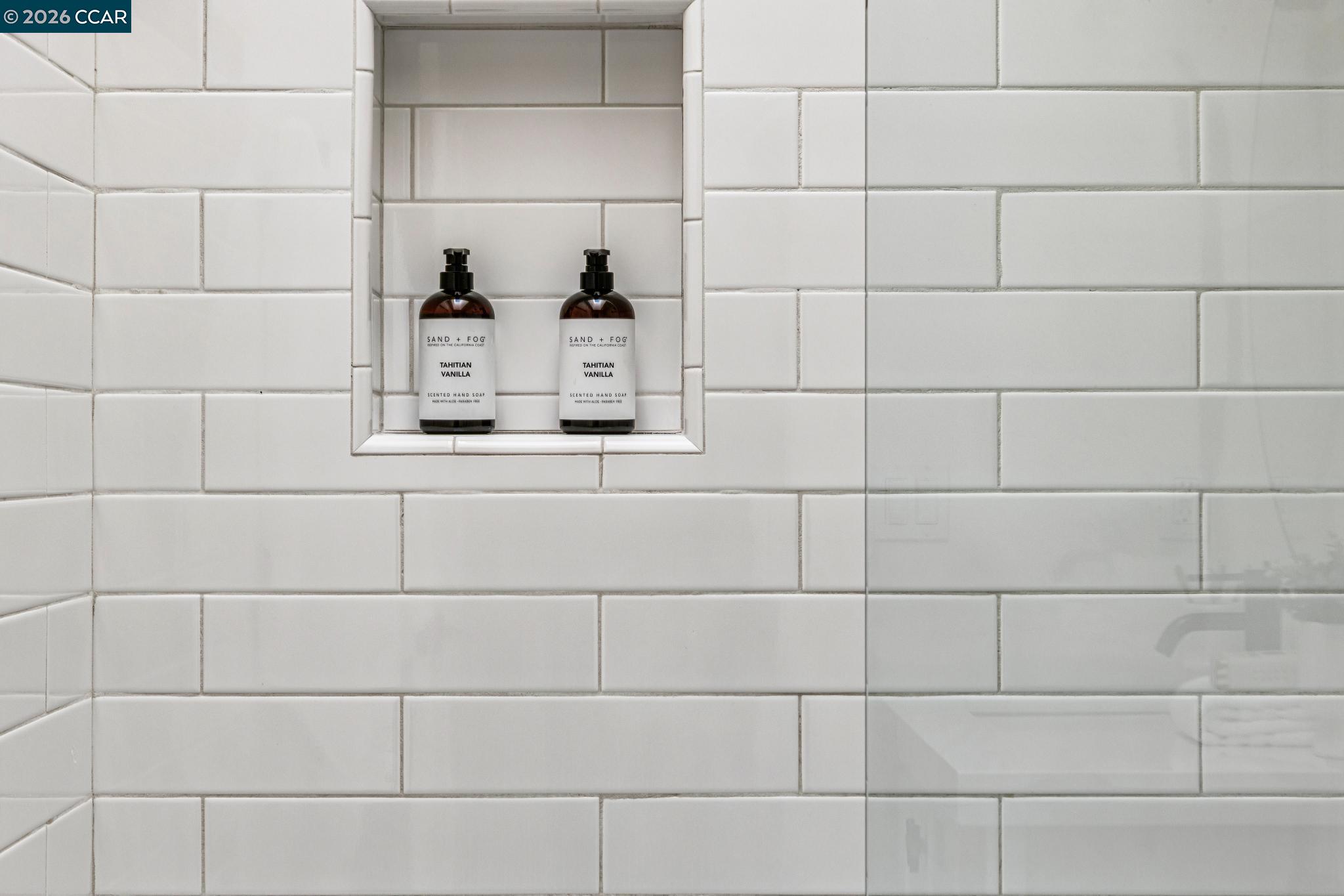 2941 Roundhill Road Alamo, CA 94507 - Photo 45 of 83 a bathroom with a sink