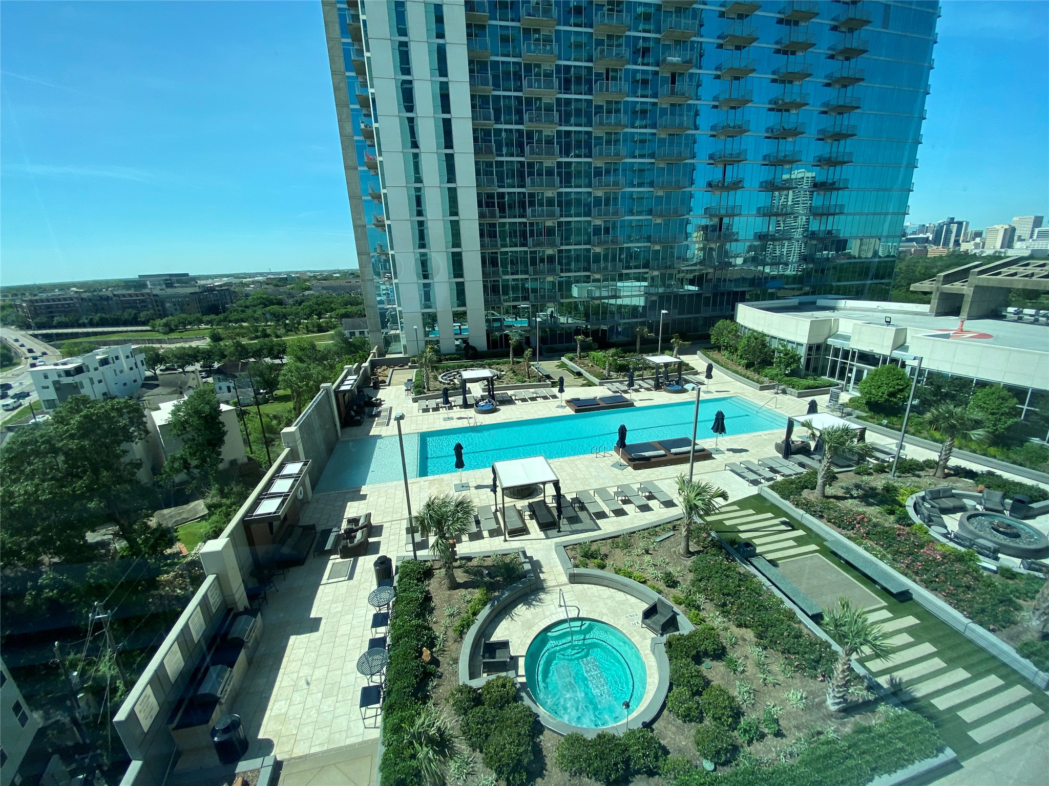 5925 Almeda Road, Unit 11002 Houston, TX 77004 - Photo 23 of 32