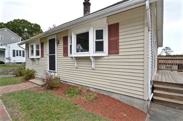 6 Crillon Road Worcester, MA 01605 - Photo 1 of 16 Gallery Image 1