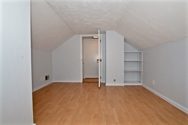 6 Crillon Road Worcester, MA 01605 - Photo 10 of 16 Gallery Image 10