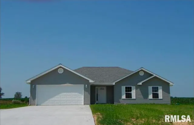 $160,000 | 309 Moore Road, Eldorado, IL 62930