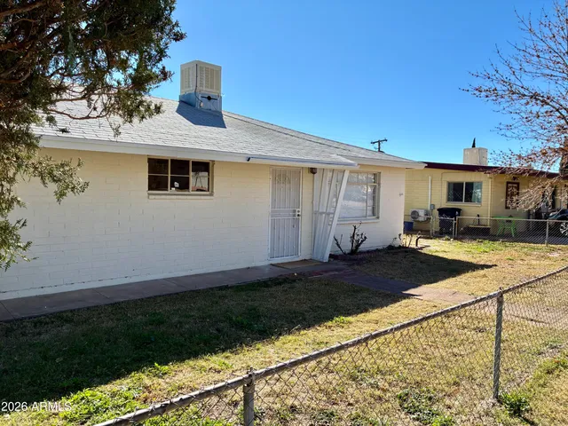 $279,900 | 105 Dorothy Drive, Bisbee, AZ 85603