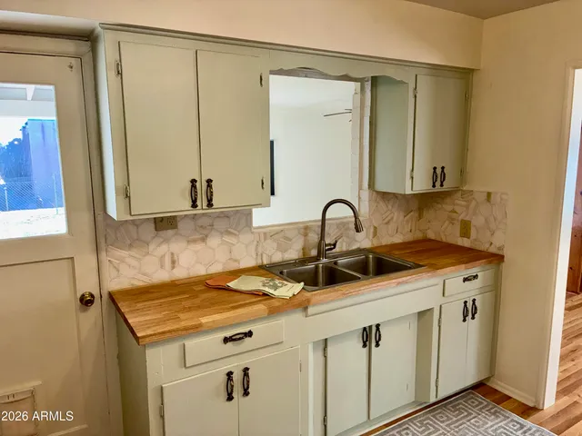 $279,900 | 105 Dorothy Drive, Bisbee, AZ 85603