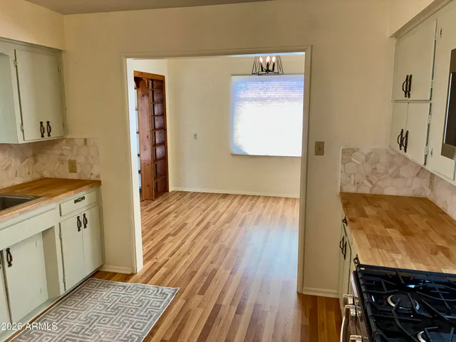 $279,900 | 105 Dorothy Drive, Bisbee, AZ 85603