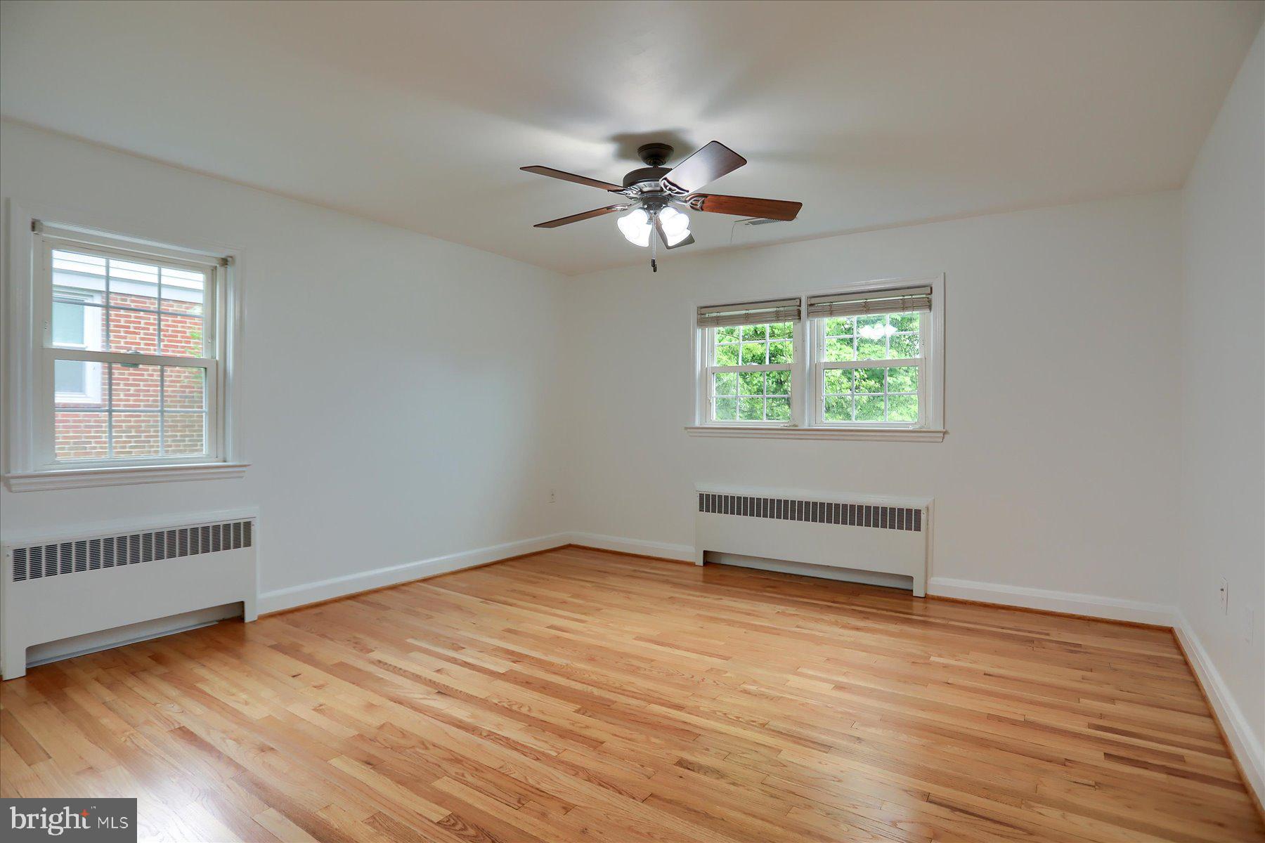 422 Aigburth Road Towson, MD 21286 - Photo 20 of 48 Primary Bedroom