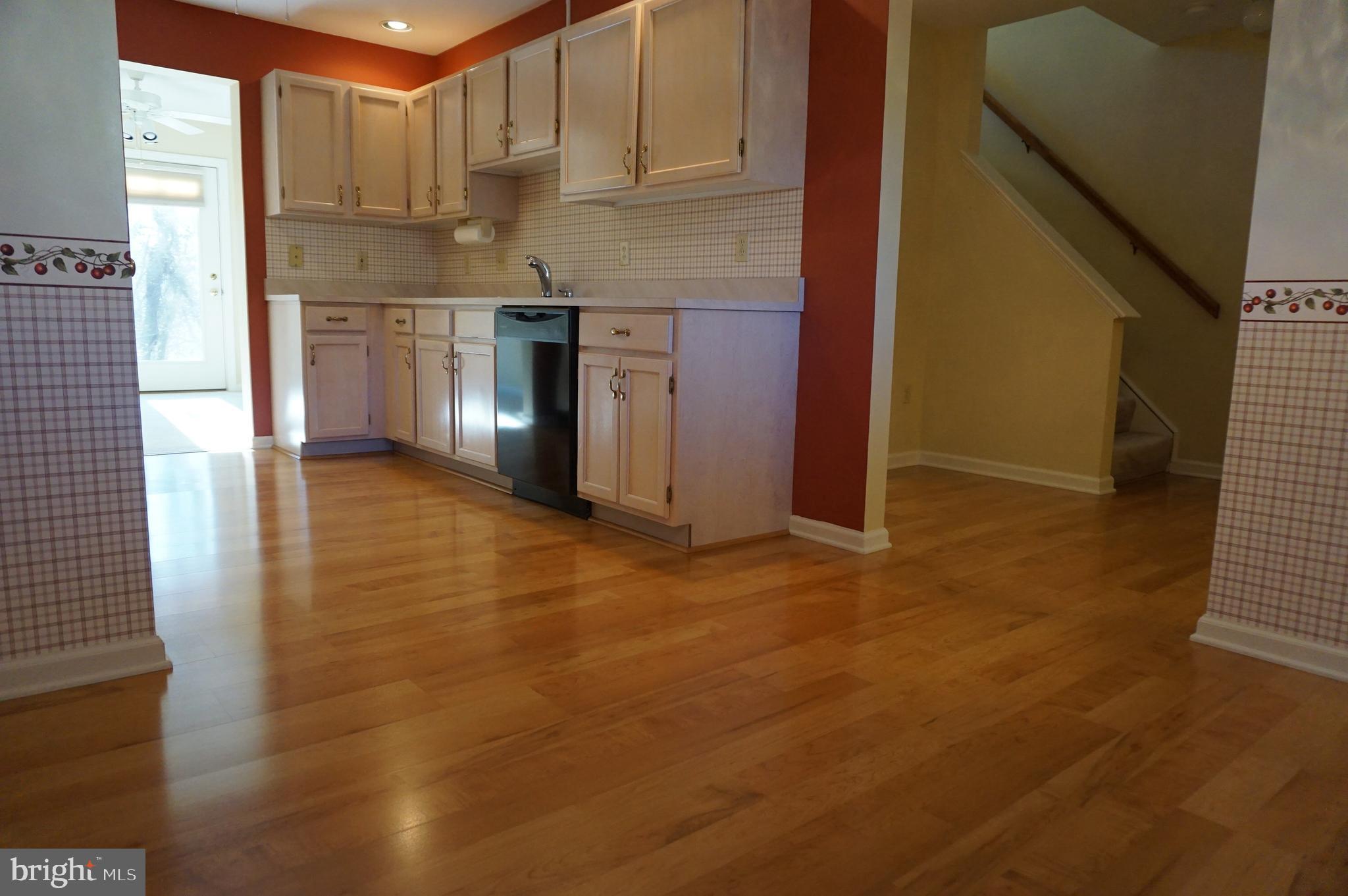 121 Oak Ridge Lane Dallastown, PA 17313 - Photo 12 of 40 Gallery Image 12