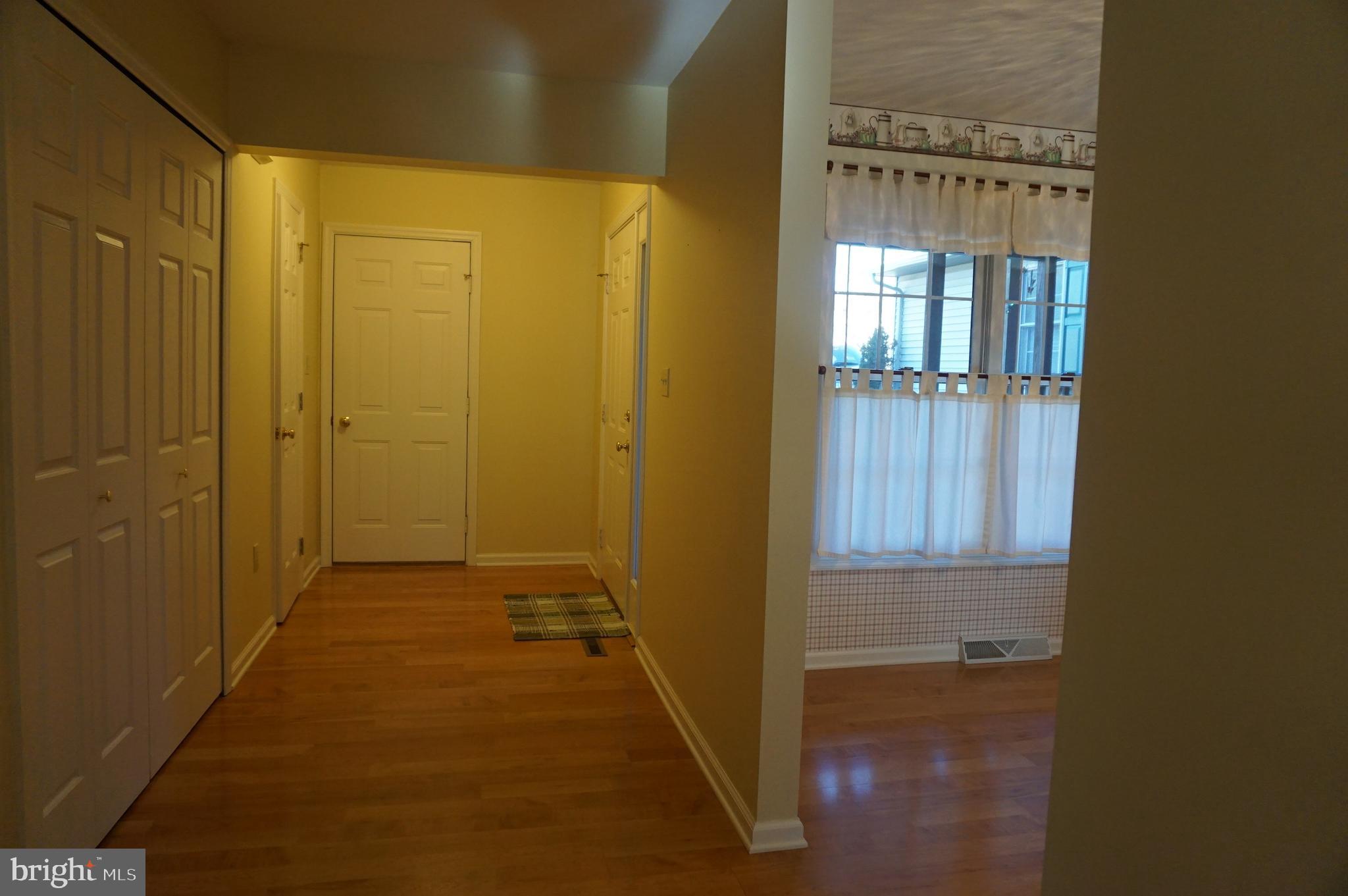 121 Oak Ridge Lane Dallastown, PA 17313 - Photo 14 of 40 Gallery Image 14