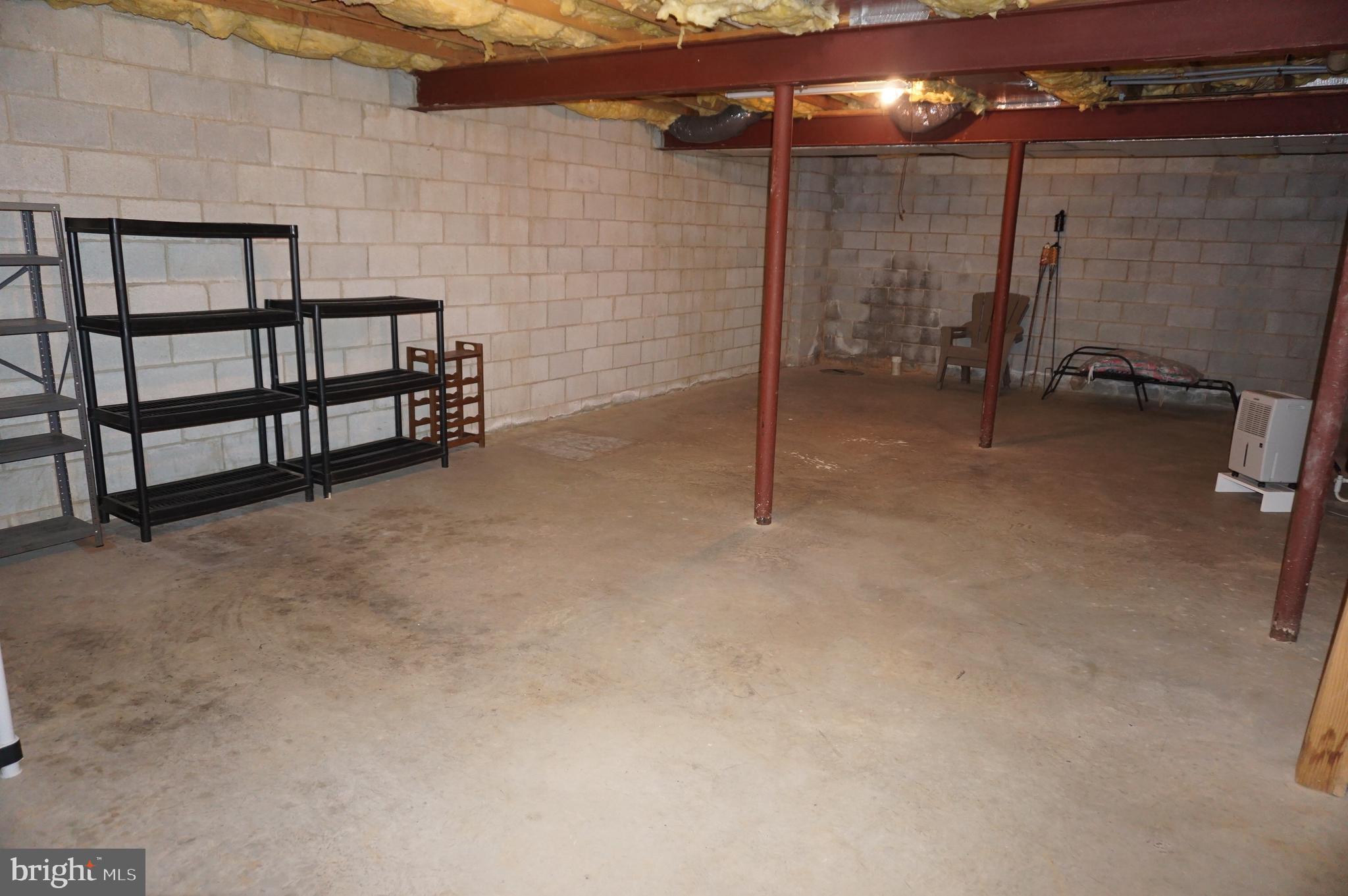 121 Oak Ridge Lane Dallastown, PA 17313 - Photo 34 of 40 Gallery Image 34