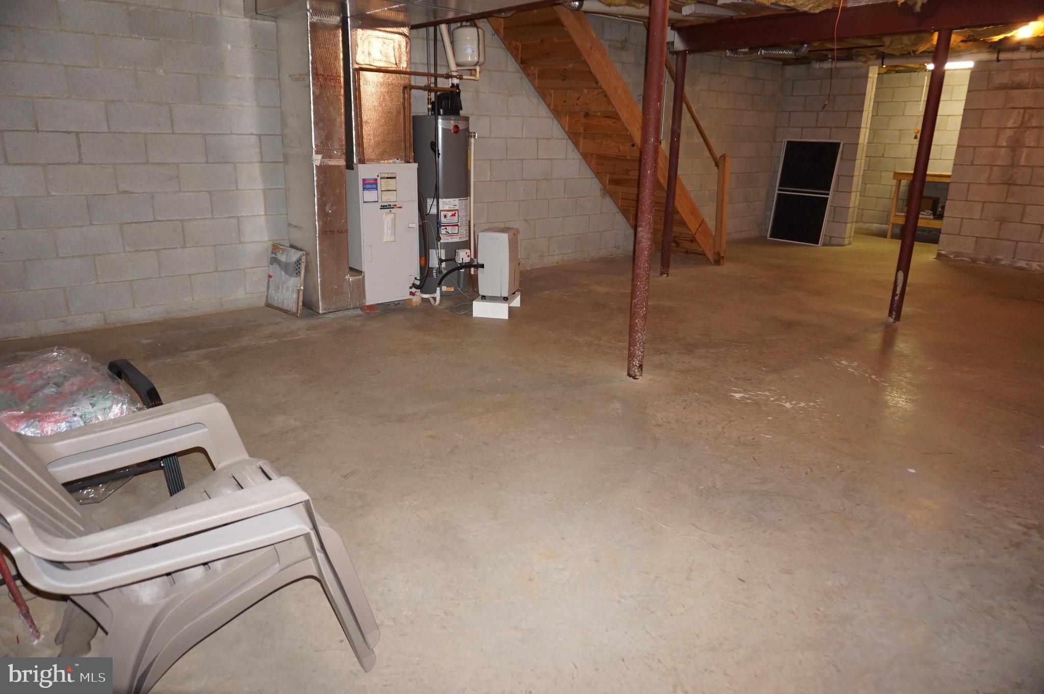 121 Oak Ridge Lane Dallastown, PA 17313 - Photo 35 of 40 Gallery Image 35