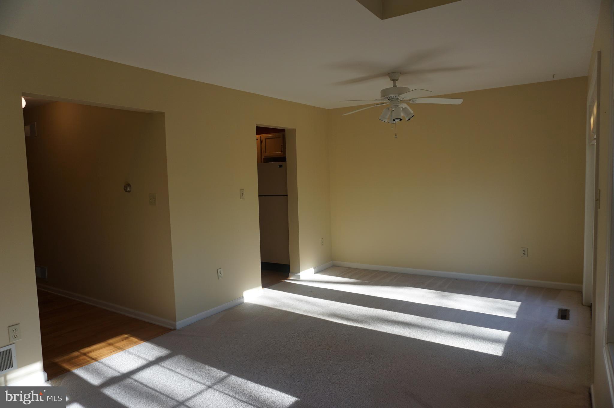 121 Oak Ridge Lane Dallastown, PA 17313 - Photo 6 of 40 Gallery Image 6