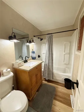 $350,000 | 26172 Highway 11, Brookfield, MO 64628