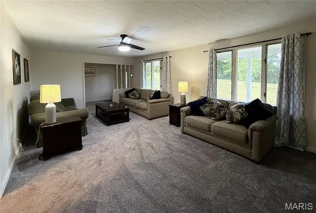 $350,000 | 26172 Highway 11, Brookfield, MO 64628