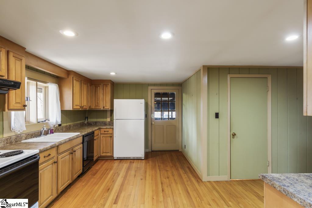 1461 Greenfield Road Westminster, SC 29693 - Photo 21 of 36 Gallery Image 21