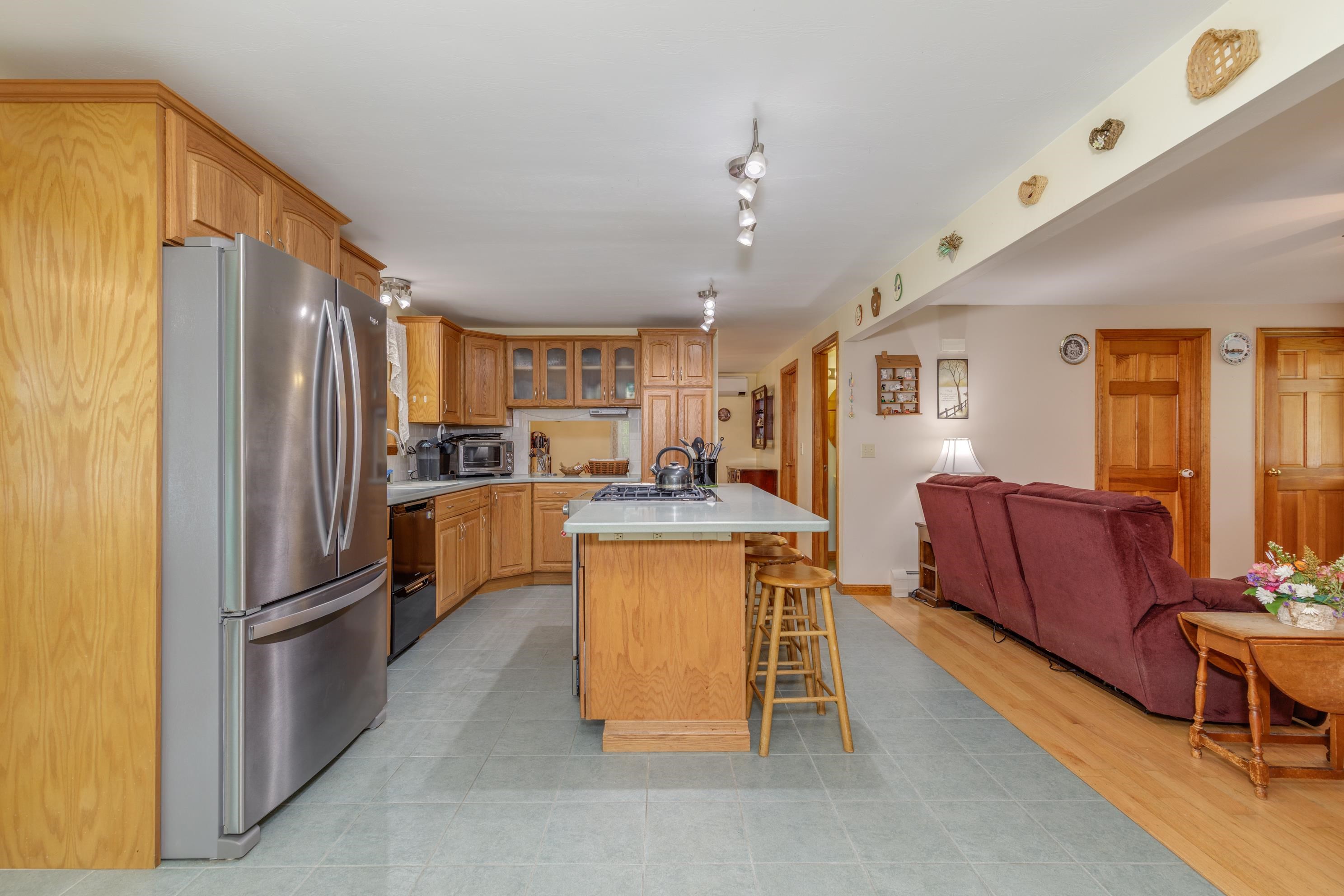 36 North Curtisville Road Concord, NH 03301 - Photo 7 of 48