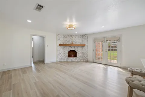 $459,000 | 1001 East Applegate Drive, Austin, TX 78753